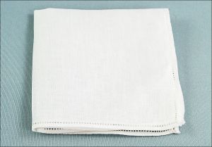 10.5" One-Row Spoke Linen Handkerchief